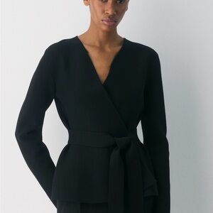 NWOT Babaton Commuter Cardigan - Wonder Yarn